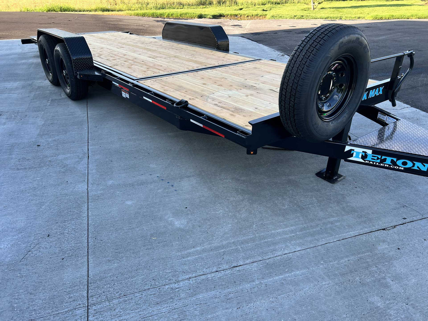 7x20 2024 Teton 20' 14K 3/4 Tilt Trailer with lock out kit